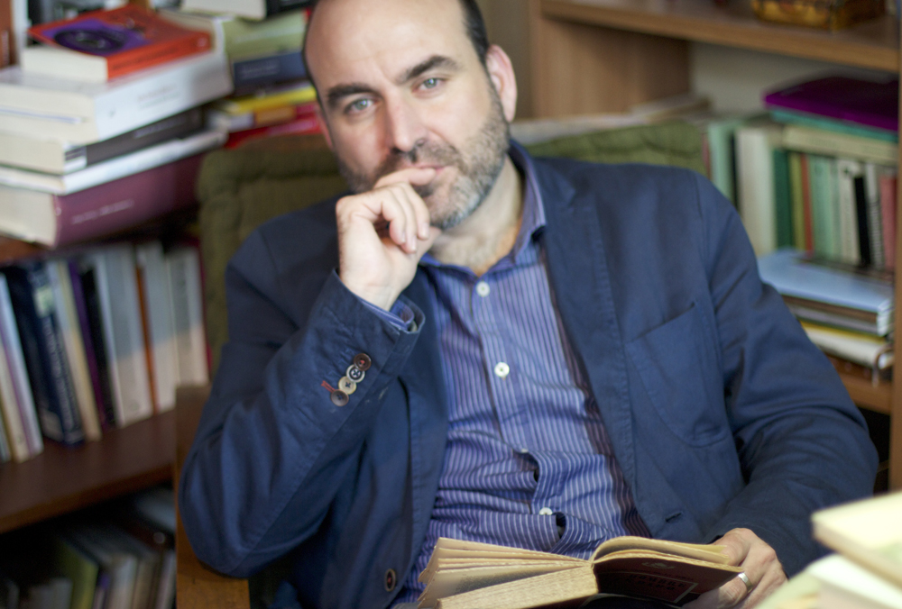 Ernesto Pérez Zúñiga: “Cuando me deprimo siempre cojo un libro de Valle-Inclán”
