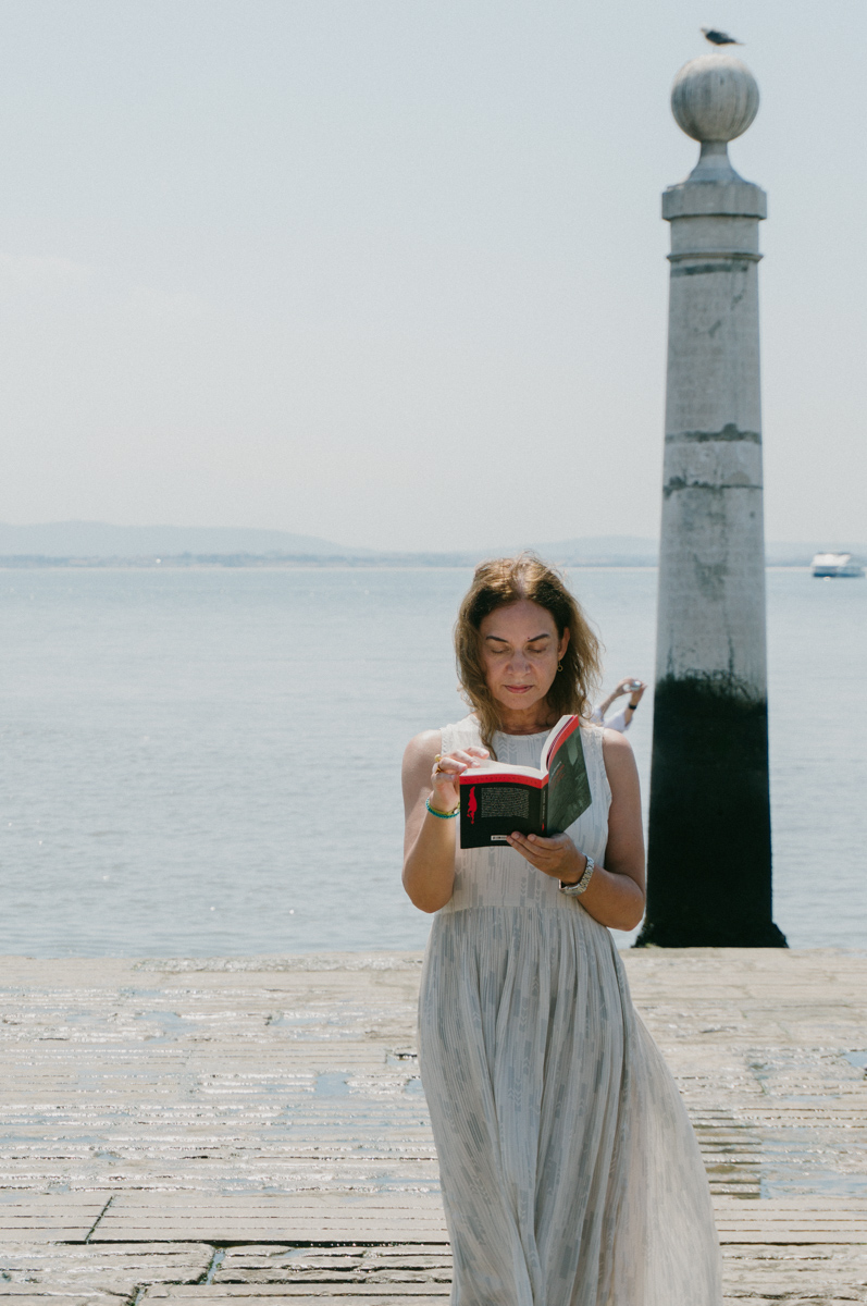 En tierras de exilios y nostalgias (Solanes, Cavafis, Pessoa) – Lecturas  Sumergidas