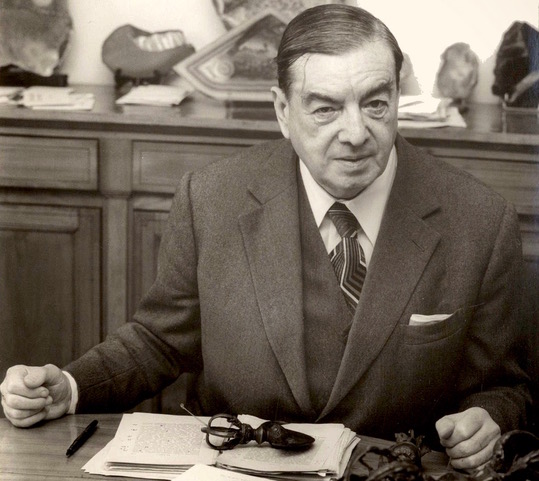 De sueño en sueño siguiendo la ruta de Roger Caillois