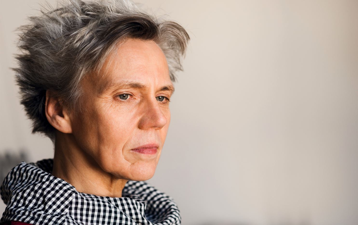 «Rombo” de Esther Kinsky, el cruce de voces de un territorio perturbado