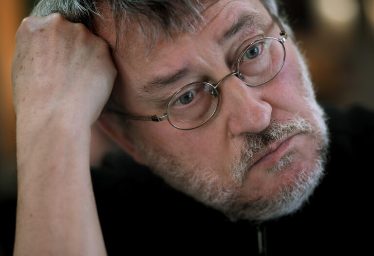 Jorge Riechmann: “Hay mucha desesperación en aceptar como válido el imposible de colonizar Marte”