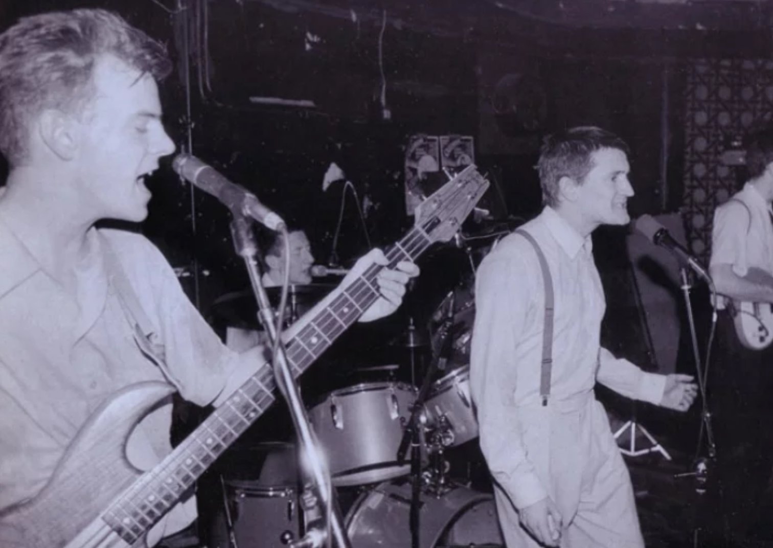 "Demasiados pocos Robin Hoods", proclamaban The Housemartins en los 80